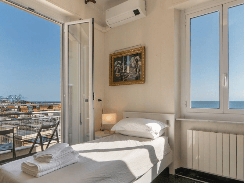 Casa Mare Monti a Voltri con vista mare